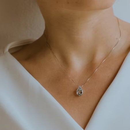 18kt white gold Comete necklace with aquamarine and diamond