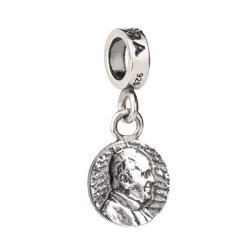 Tedora Italy charm Pope Francis