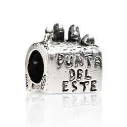 Tedora Italy charm Uruguay